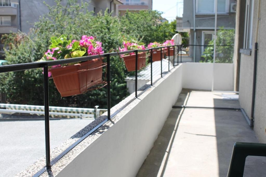 Sunny Day Apartment Pomorie Ngoại thất bức ảnh
