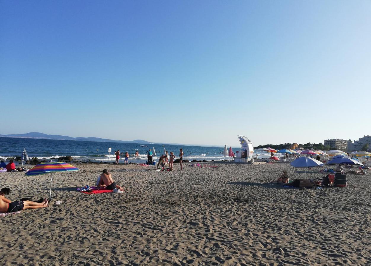 Sunny Day Apartment Pomorie Ngoại thất bức ảnh
